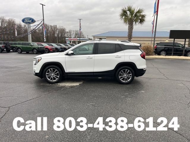 Used 2024 GMC Terrain SLT image 36