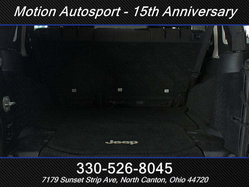 Used 2017 Jeep Wrangler Unlimited Sport AWD/4WD image 10