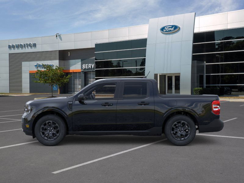 New 2025 Ford Maverick XLT w/ XLT Luxury Package image 3