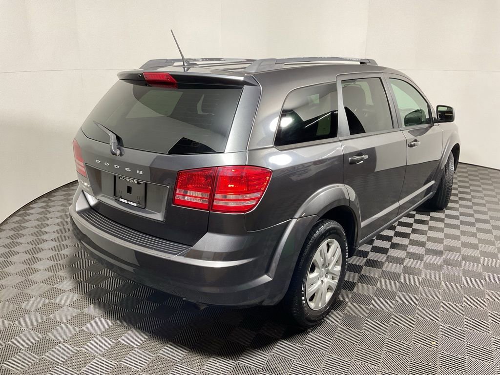 Used 2017 Dodge Journey SE FWD image 13