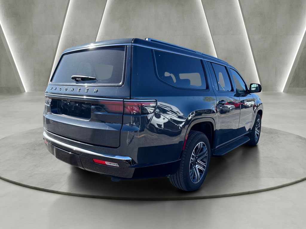 Used 2025 Jeep Wagoneer L 4WD image 7
