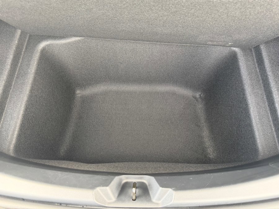 Used 2023 Tesla Model 3 Standard Range image 45