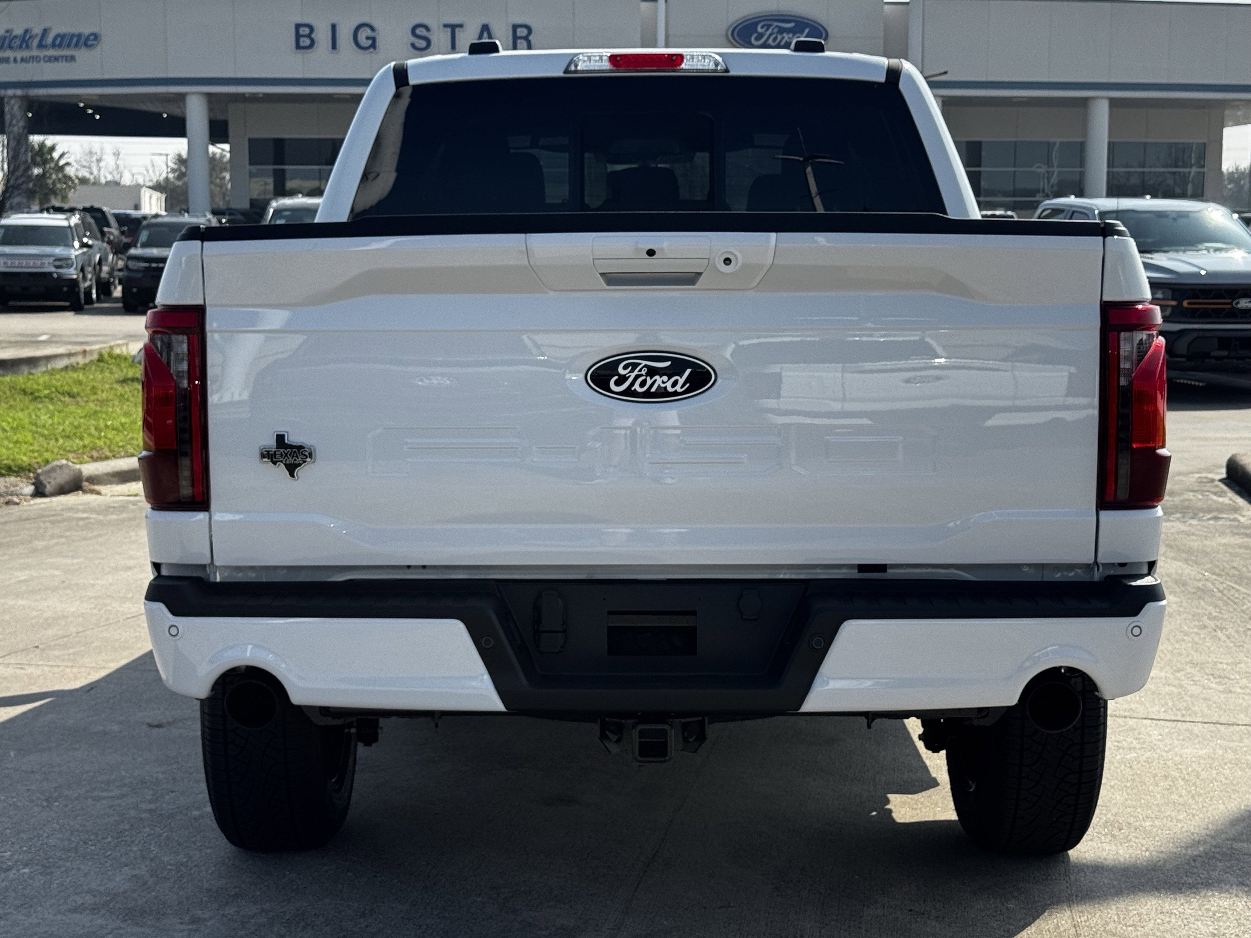 New 2026 Ford F150 XLT w/ Equipment Group 302A MID AWD/4WD image 9