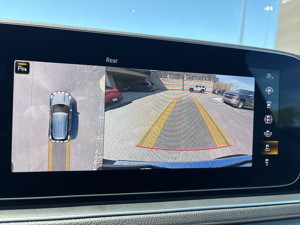 Used 2022 Mercedes-Benz GLE 350 w/ 3rd Row Seat Package image 24