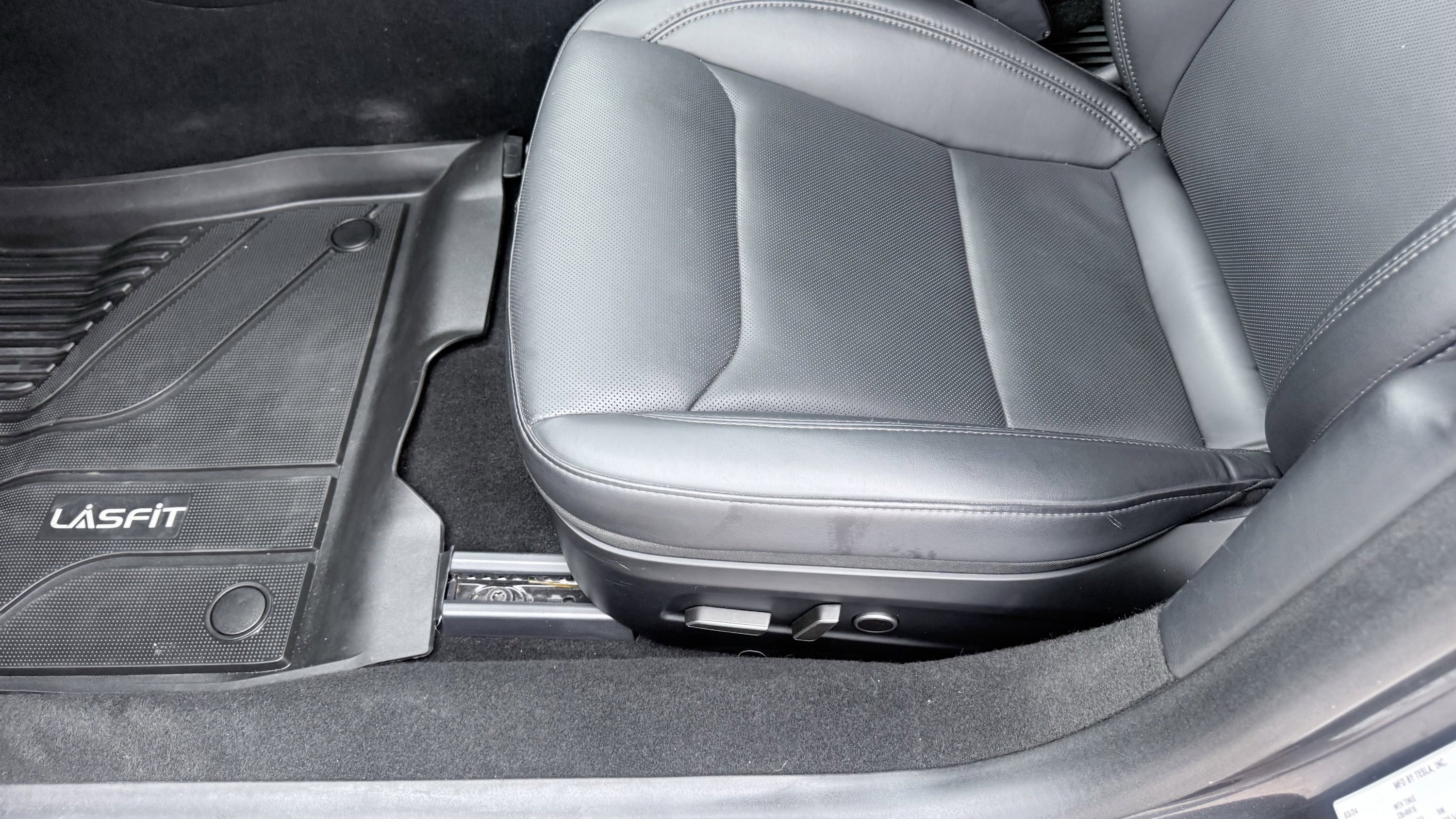 Used 2024 Tesla Model 3 Standard Range RWD image 24