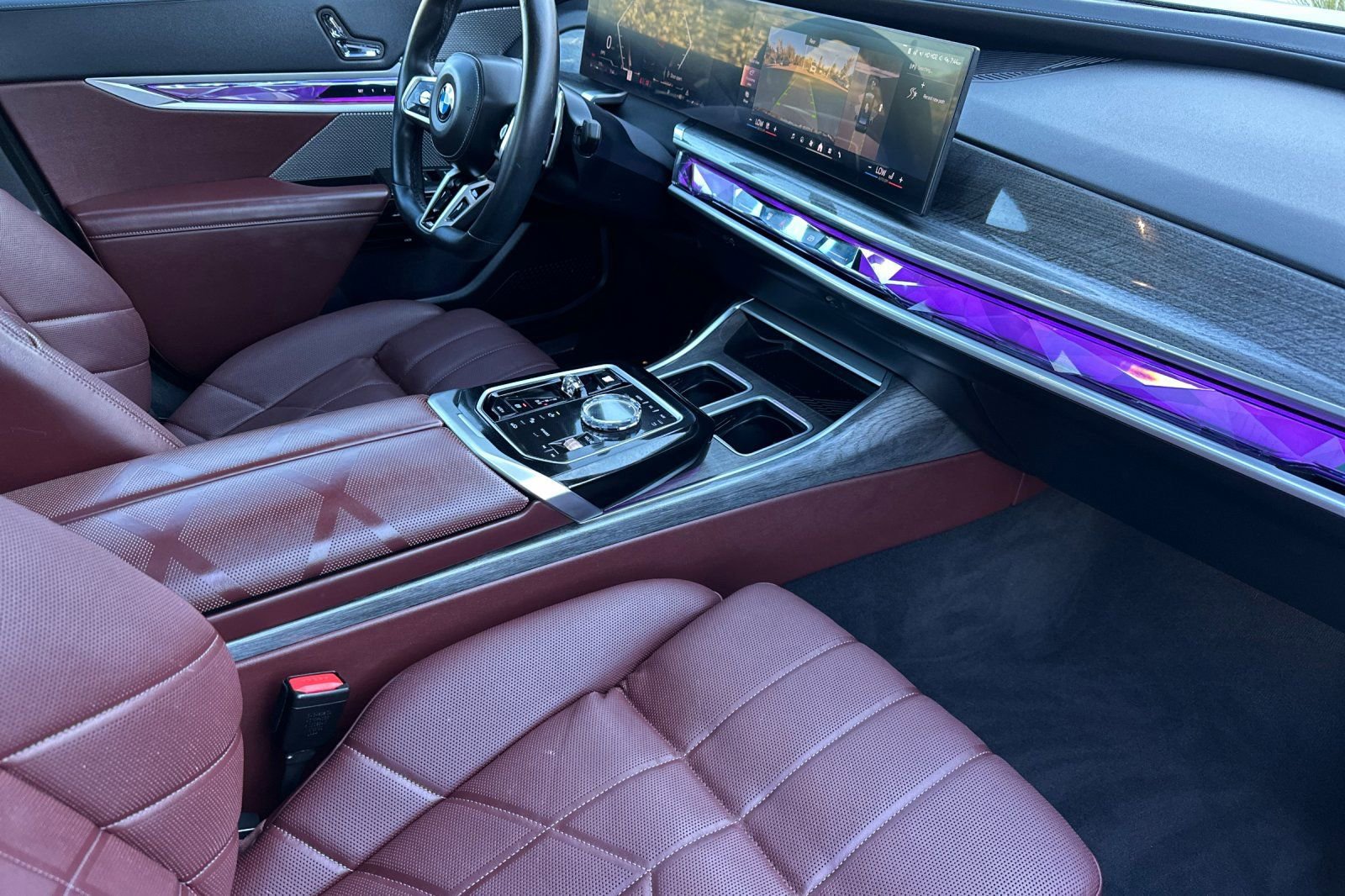 Used 2025 BMW 740i RWD image 18