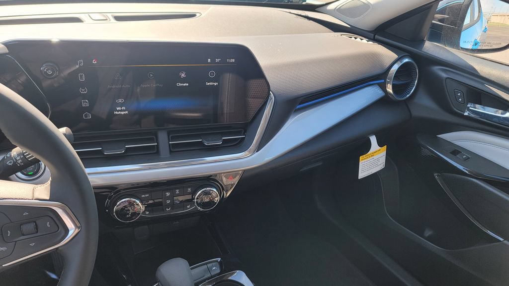New 2026 Chevrolet Trax LT w/ Driver Confidence Package FWD image 21