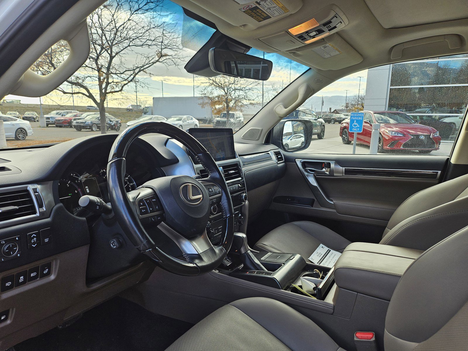 Used 2023 Lexus GX 460 Premium image 12