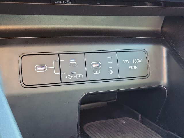 Certified 2025 Hyundai Tucson SEL AWD/4WD image 19