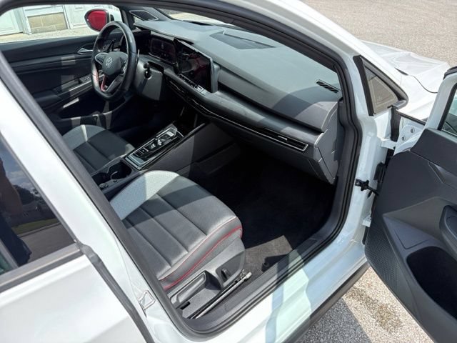 Certified 2024 Volkswagen GTI Autobahn FWD image 38