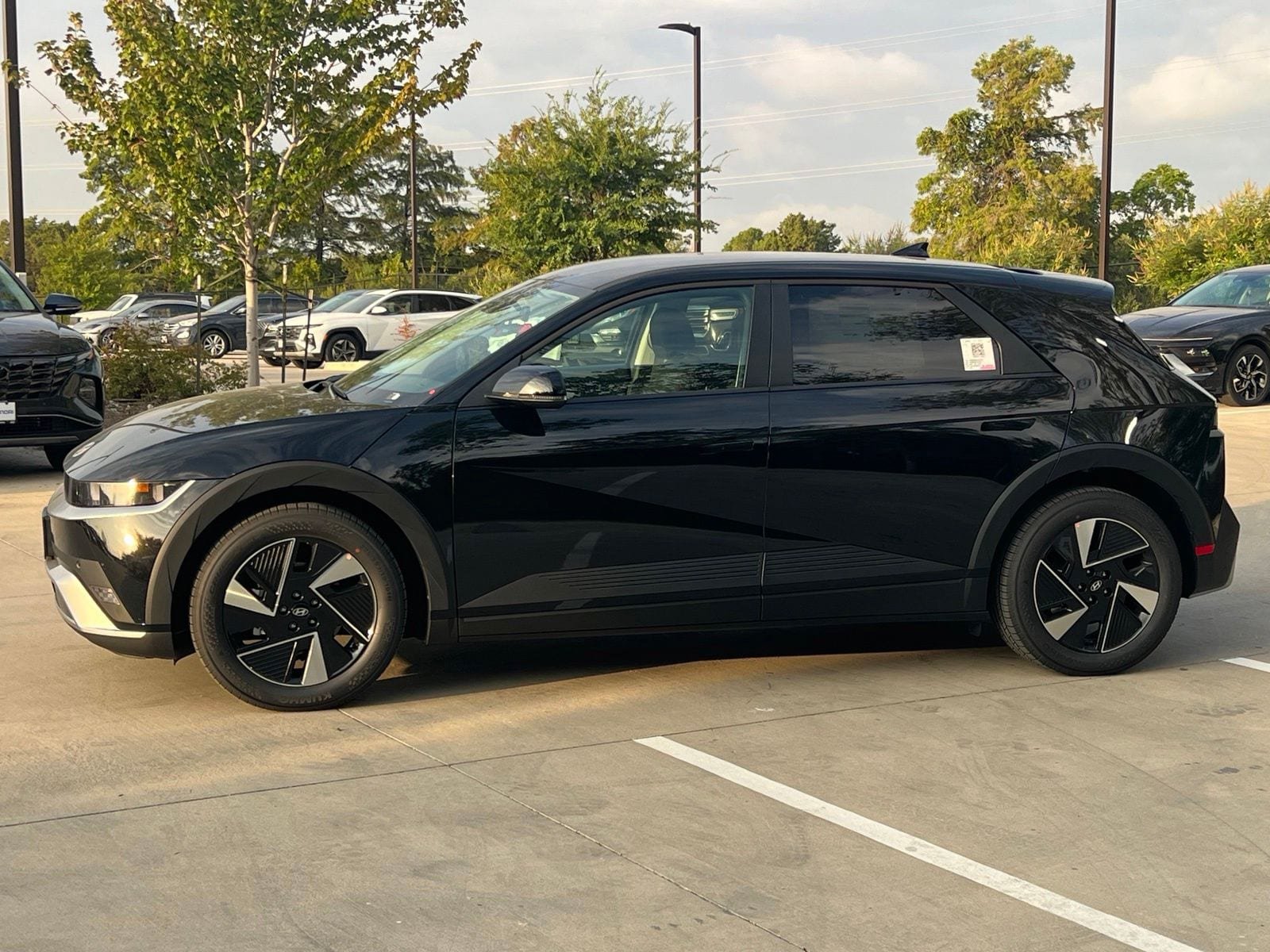 New 2027 Hyundai Ioniq 5 SE RWD image 6