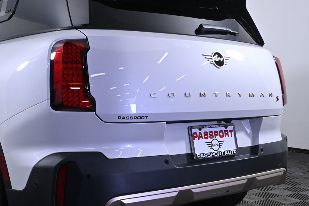 Certified 2025 MINI Cooper Countryman S image 8
