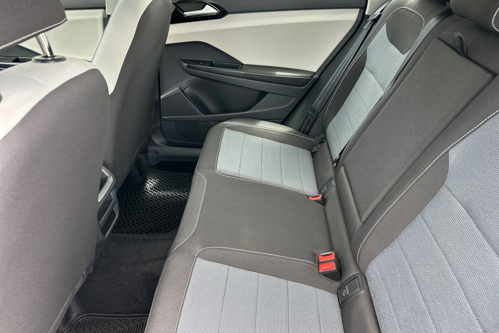 New 2026 Volkswagen Taos S FWD image 10