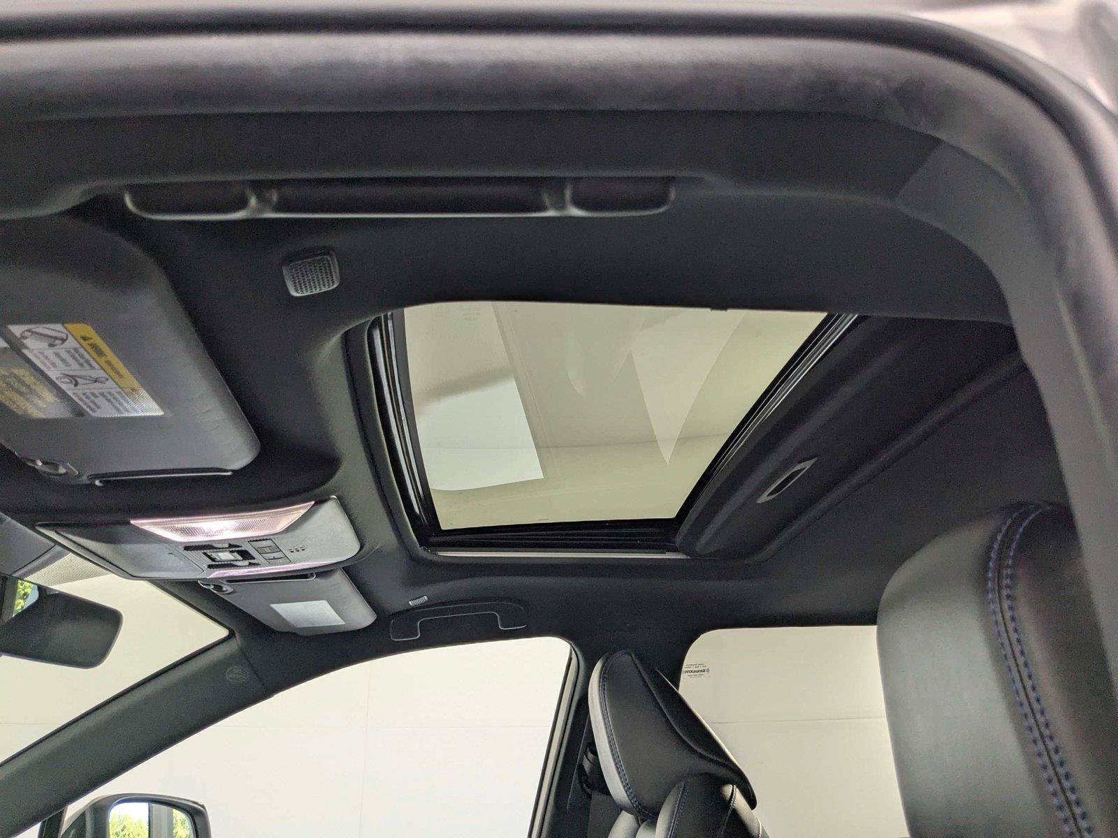 Used 2023 Toyota RAV4 XSE AWD/4WD image 16