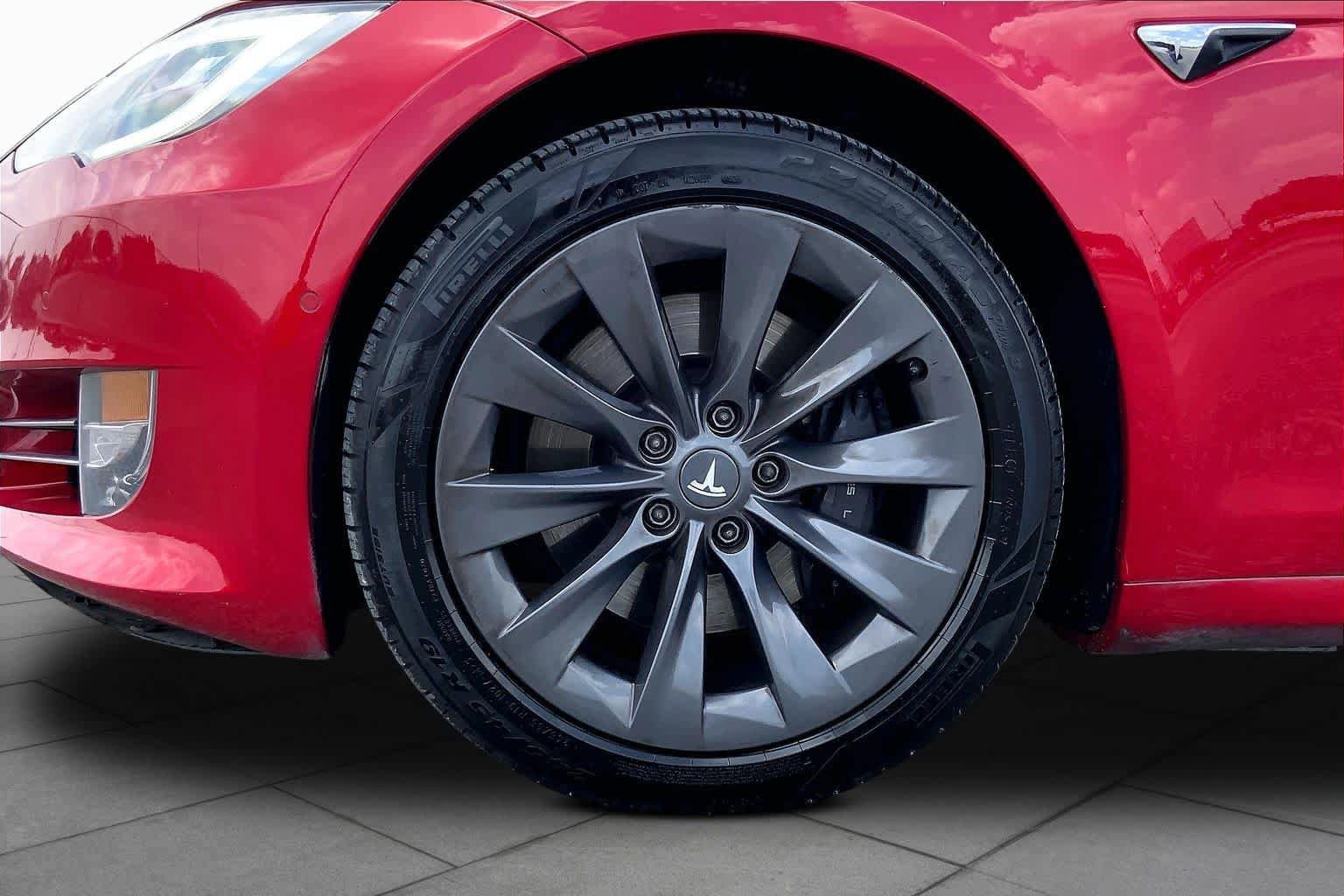 Used 2020 Tesla Model S Long Range Plus AWD/4WD image 10