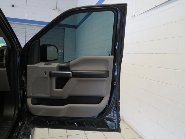Used 2019 Ford F150 XLT w/ XTR Package image 24