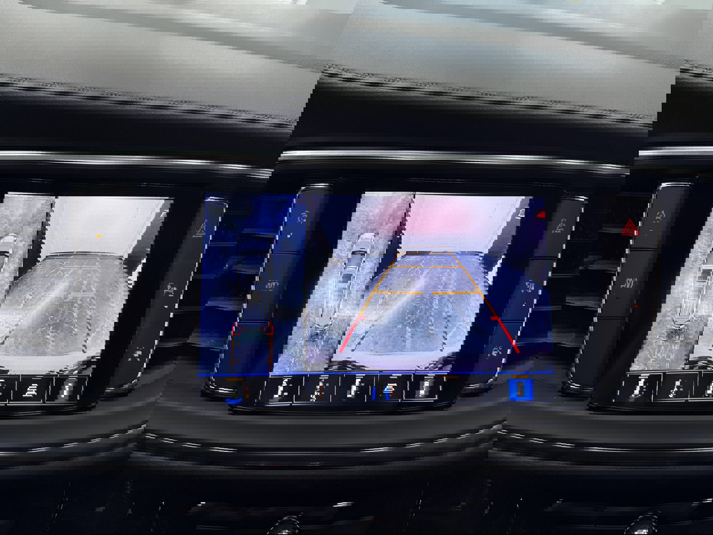 Used 2023 Buick Enclave Avenir w/ Trailering Package, 5000 lbs. AWD/4WD image 21