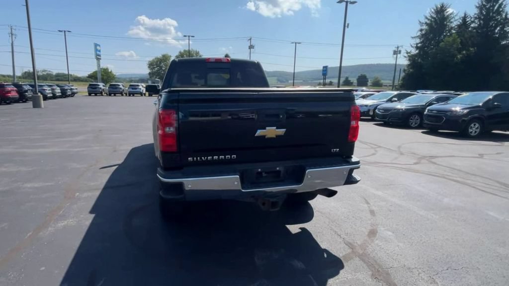 Used 2019 Chevrolet Silverado 2500 LTZ w/ LTZ Plus Package AWD/4WD image 7