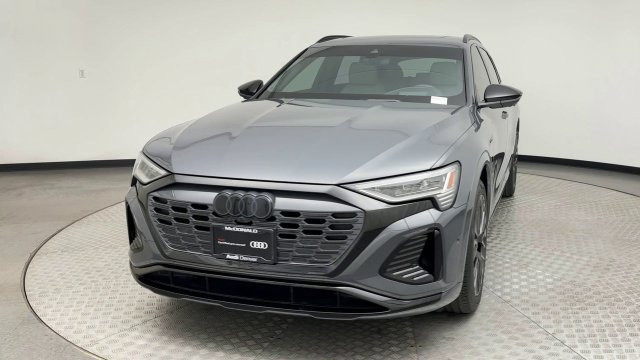 Certified 2024 Audi Q8 e-tron Premium Plus w/ Prestige Package AWD/4WD image 7