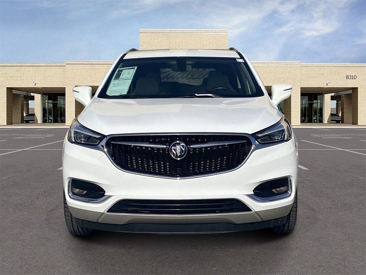 Used 2020 Buick Enclave Essence w/ Sound and Sites Package image 2
