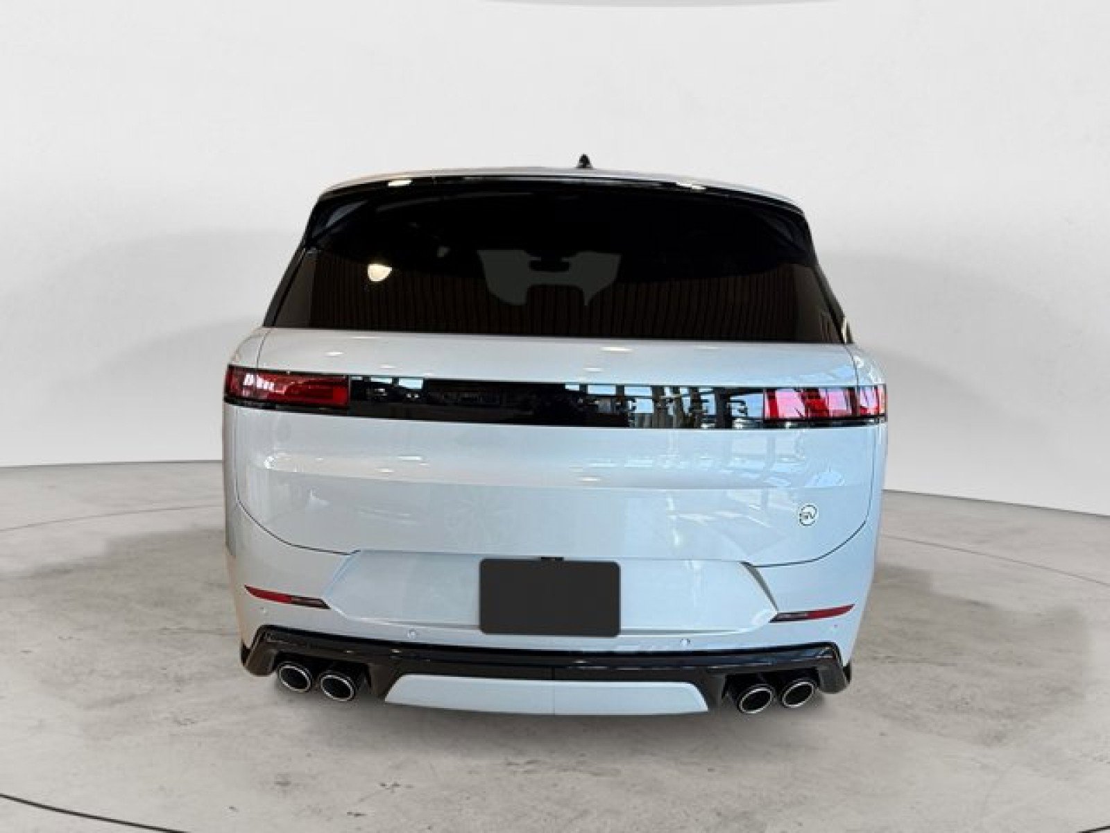 New 2026 Land Rover Range Rover Sport SV AWD/4WD image 4