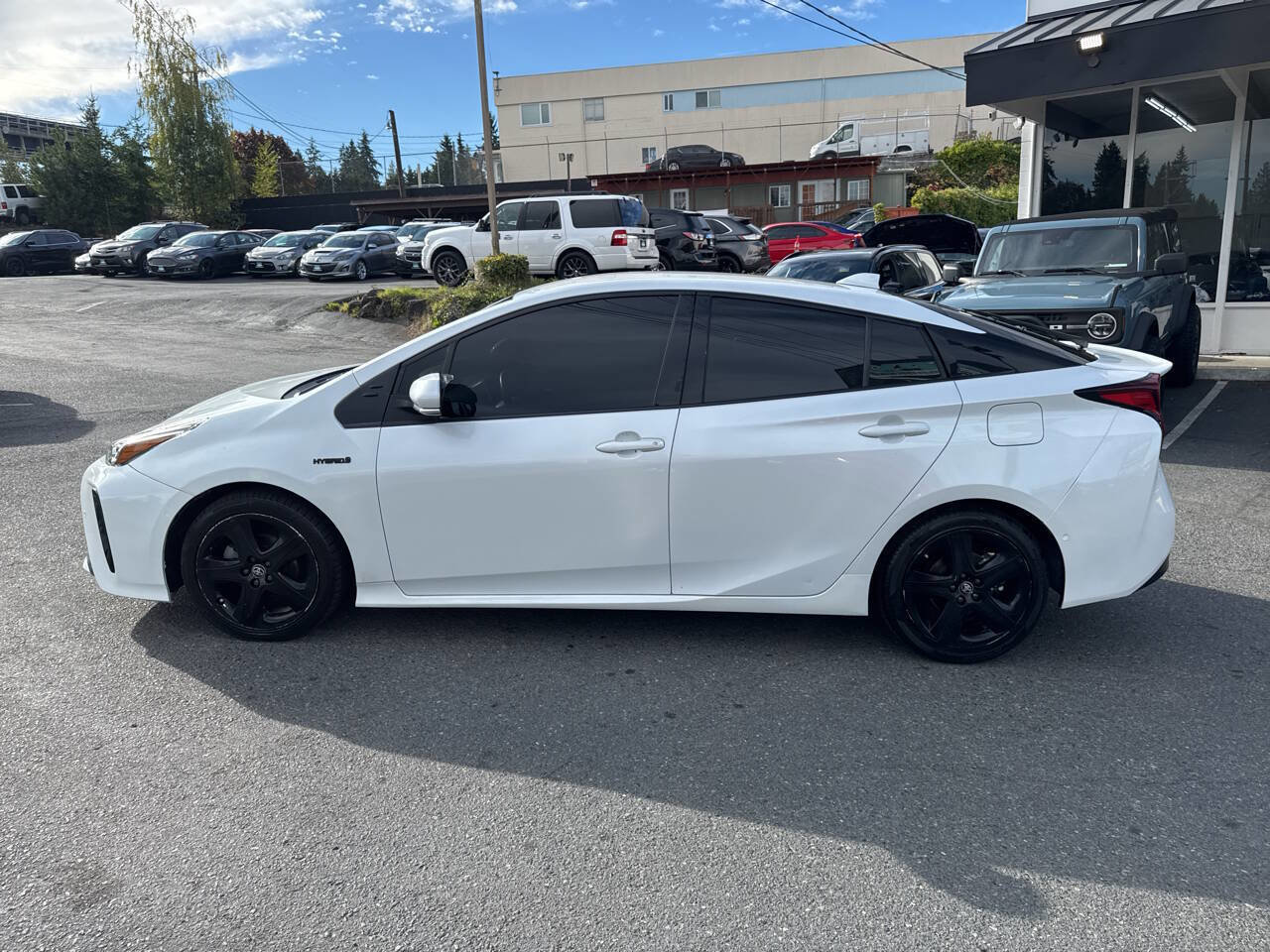 Used 2021 Toyota Prius image 3