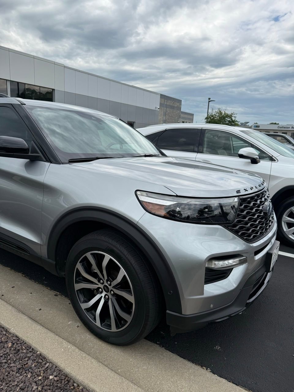 Used 2020 Ford Explorer ST w/ Premium Technology Package AWD/4WD image 1