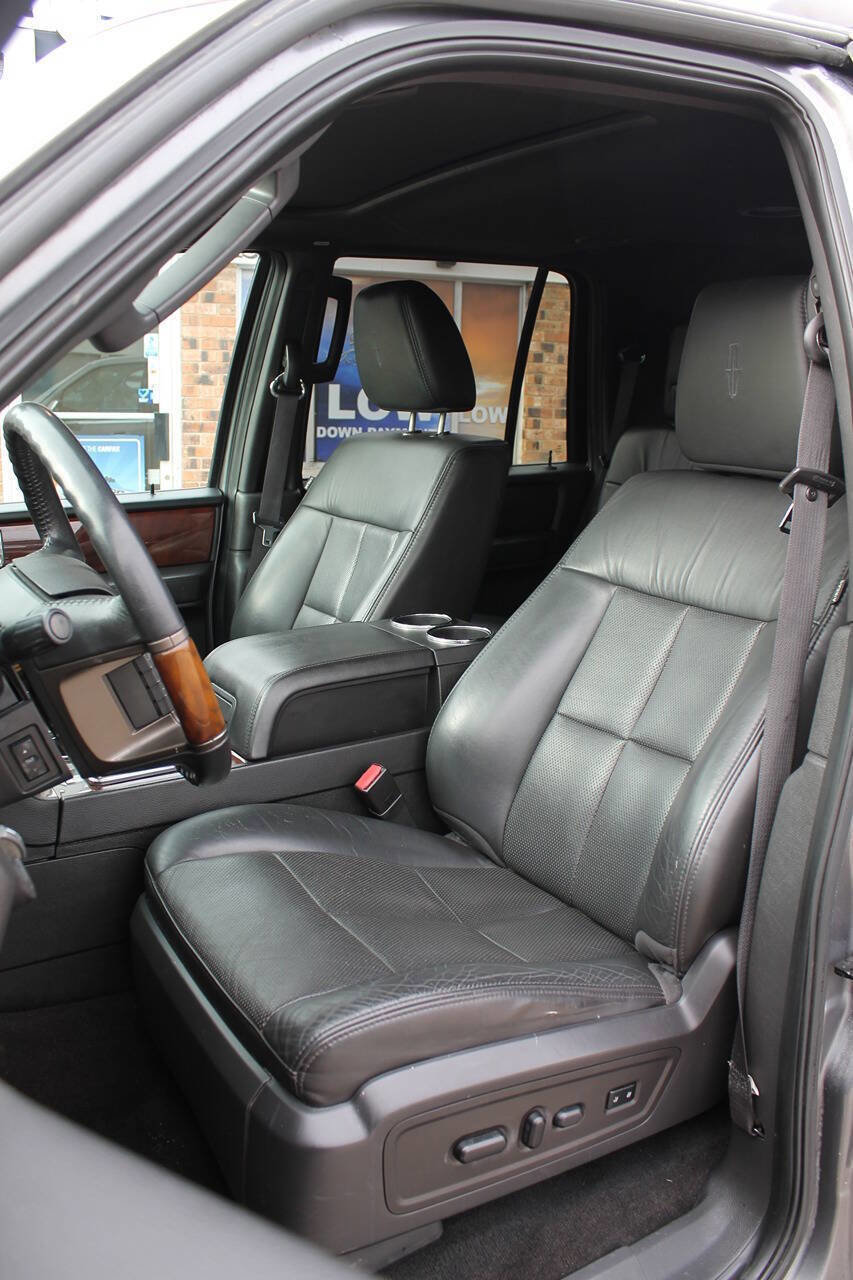 Used 2013 Lincoln Navigator 4WD w/ HD Trailer Tow Pkg image 13