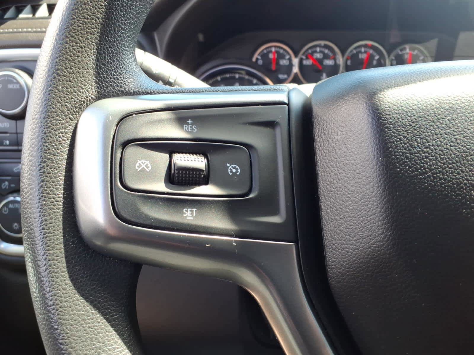 Used 2020 Chevrolet Silverado 1500 LT image 16