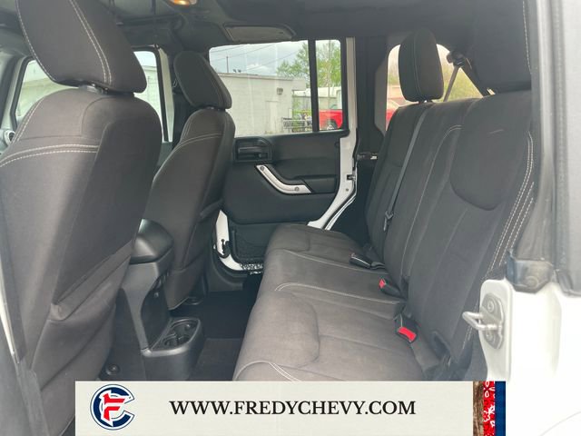 Used 2015 Jeep Wrangler Unlimited Sahara image 20