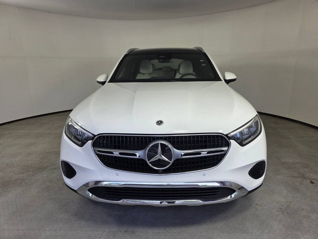 New 2026 Mercedes-Benz GLC 300 4MATIC image 2