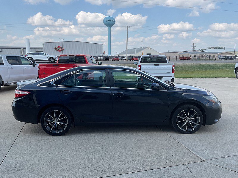 Used 2015 Toyota Camry XSE w/ Advanced Technology Package FWD image 5