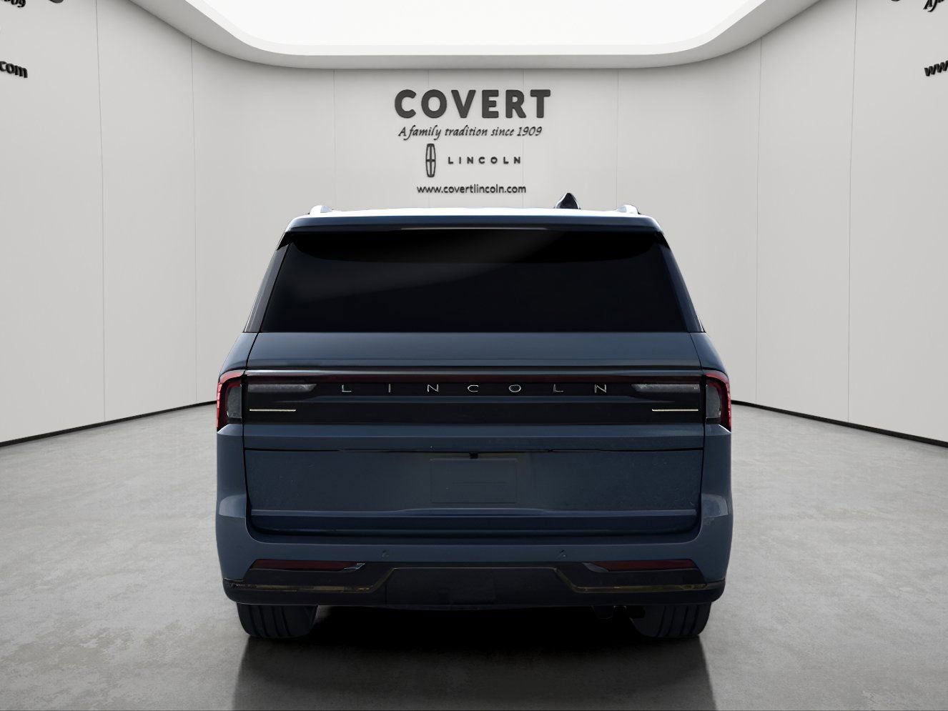 New 2026 Lincoln Navigator L Premier AWD/4WD image 5