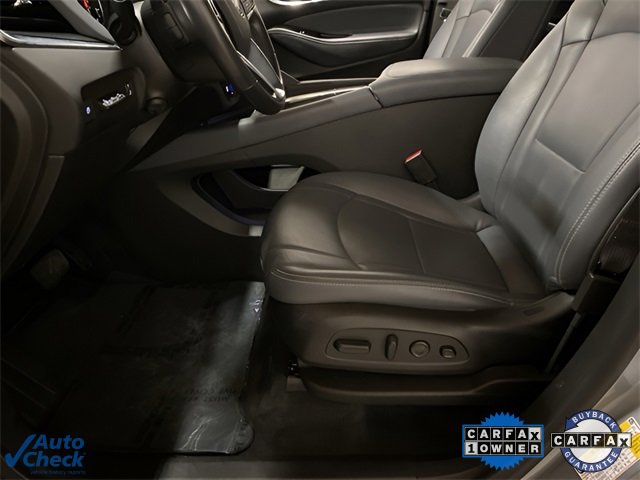 Used 2024 Buick Enclave Premium image 59