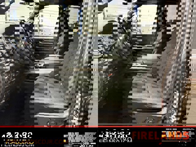 New 2026 RAM 1500 4x4 Crew Cab image 10