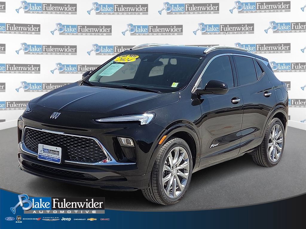Used 2024 Buick Encore GX Avenir FWD image 1