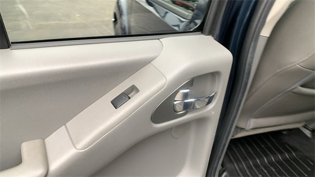 Used 2019 Nissan Frontier SL image 22