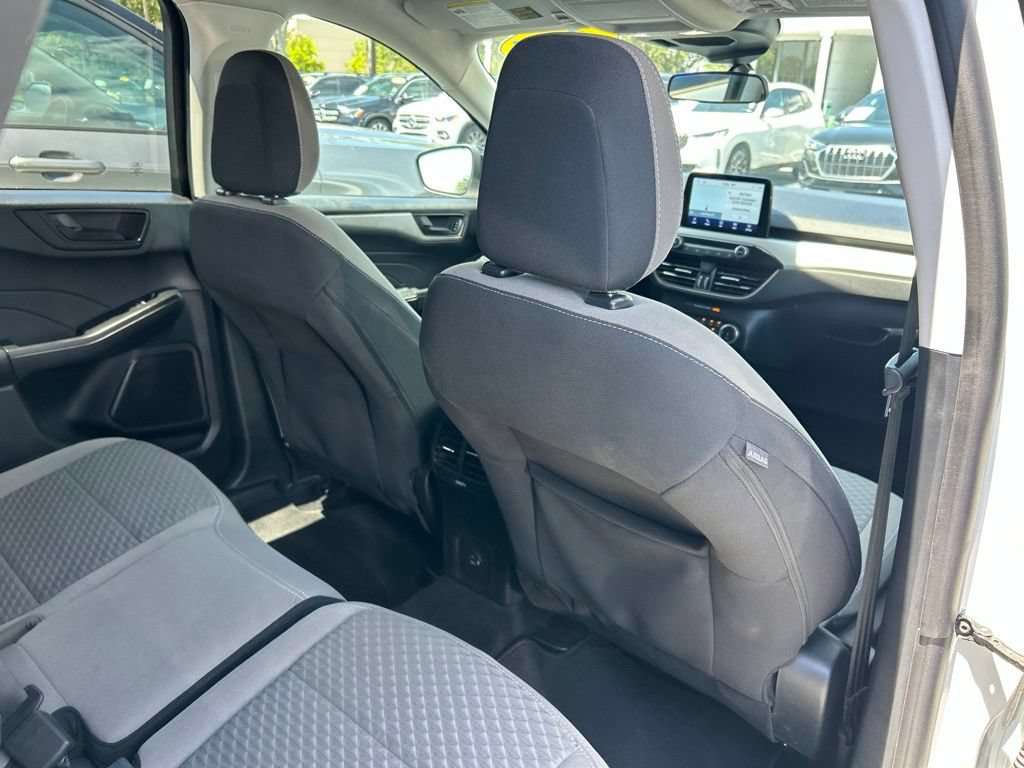 Used 2022 Ford Escape SE w/ SE Sport Appearance Package FWD image 45