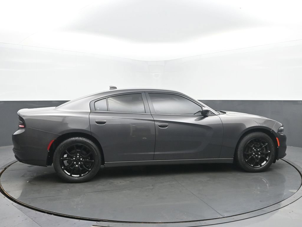 Used 2017 Dodge Charger SXT AWD/4WD image 6