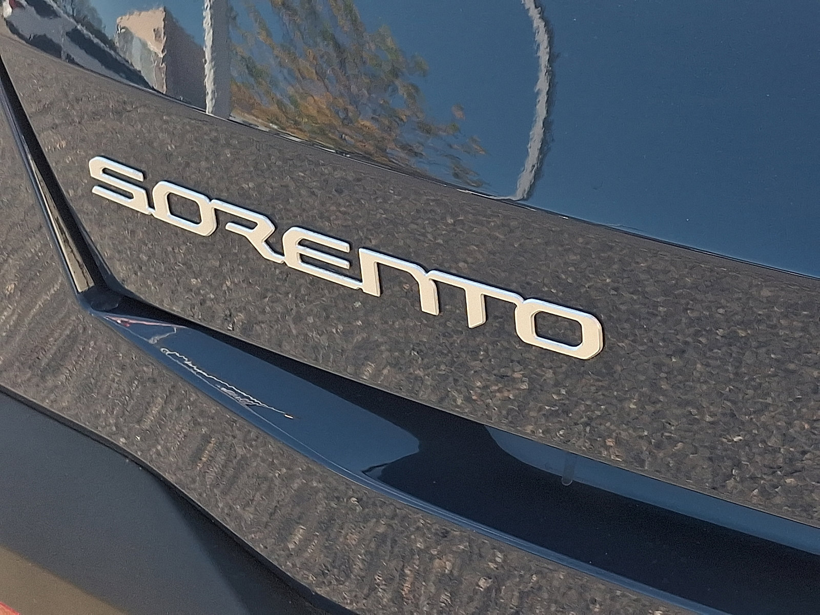 Used 2025 Kia Sorento S image 30