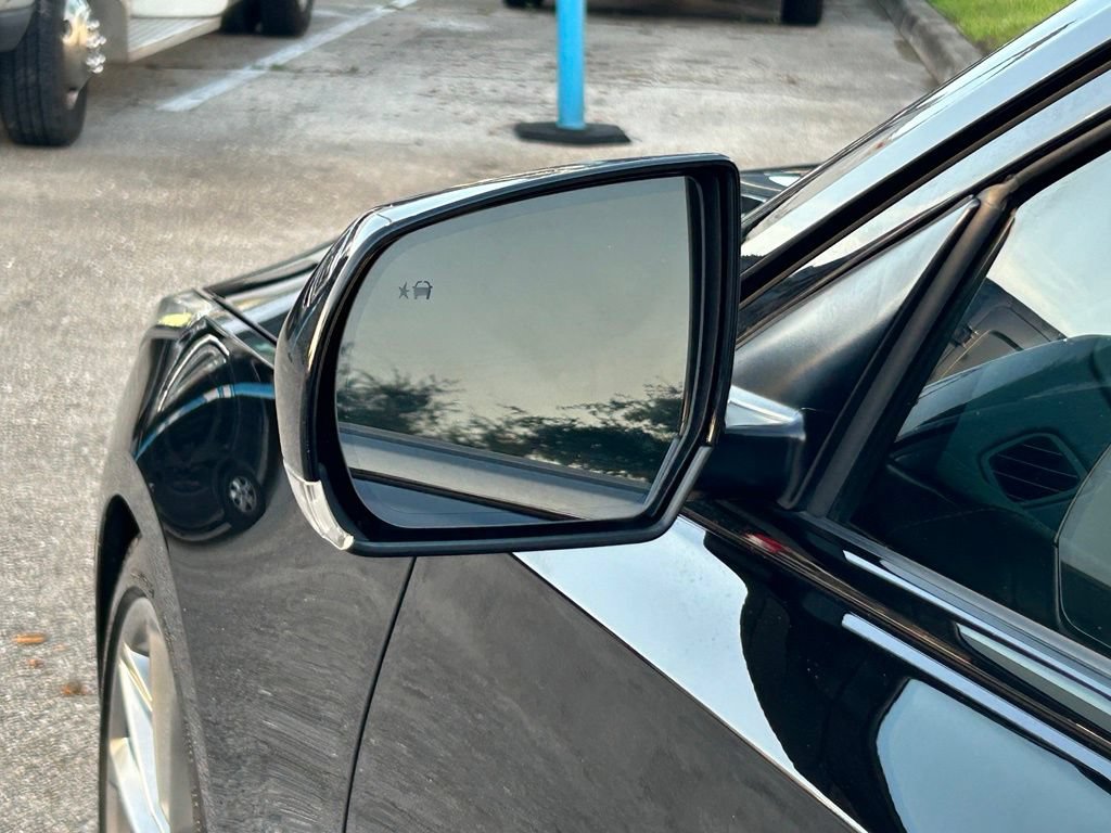 Used 2023 Cadillac CT4 V w/ Technology Package RWD image 16