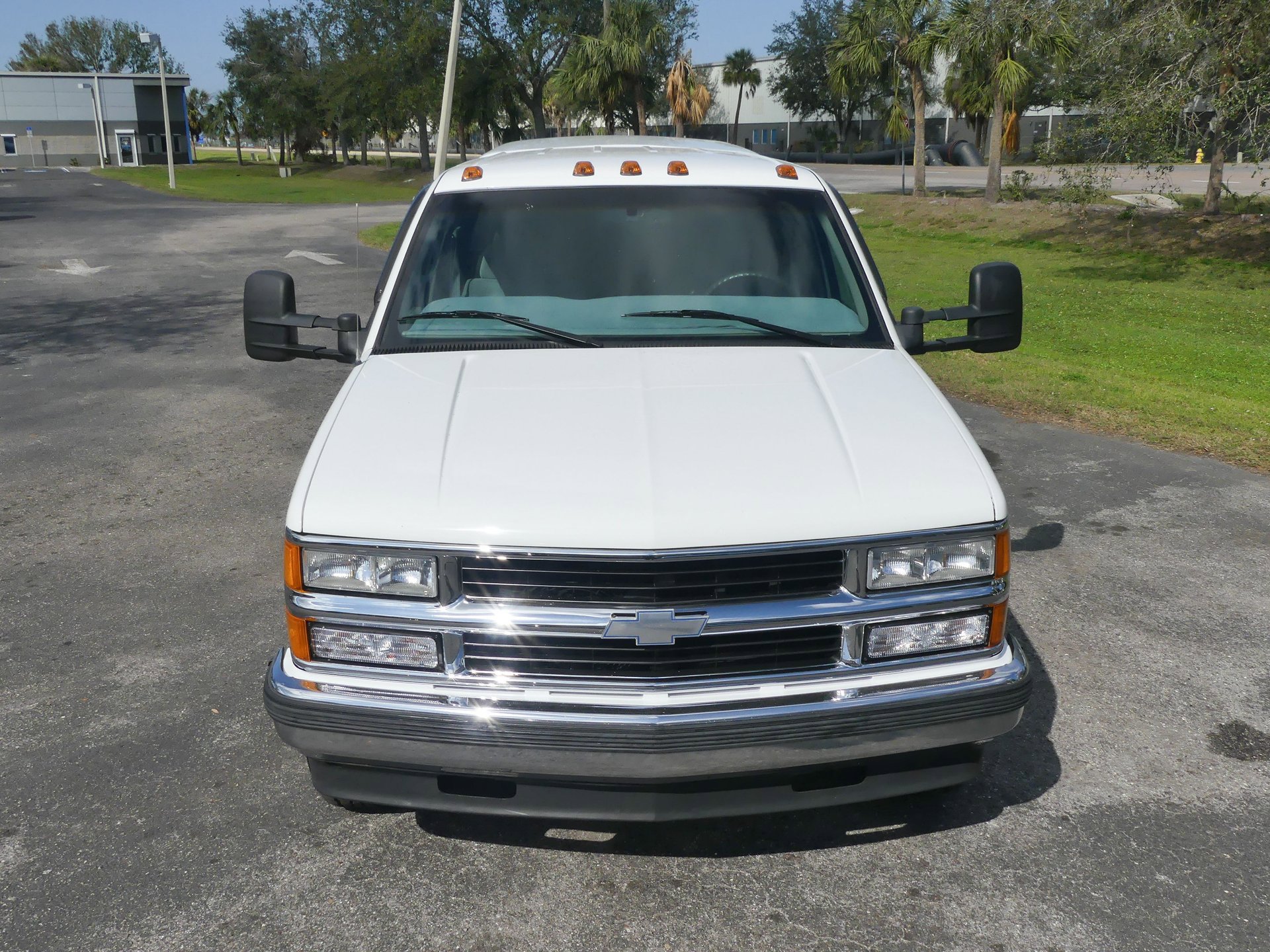 Used 2000 Chevrolet Silverado 3500 2WD Crew Cab image 41