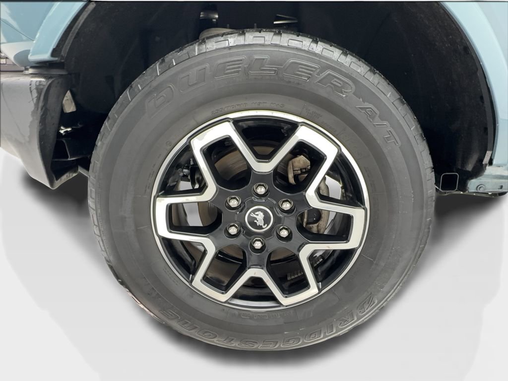 Used 2022 Ford Bronco Outer Banks AWD/4WD image 12