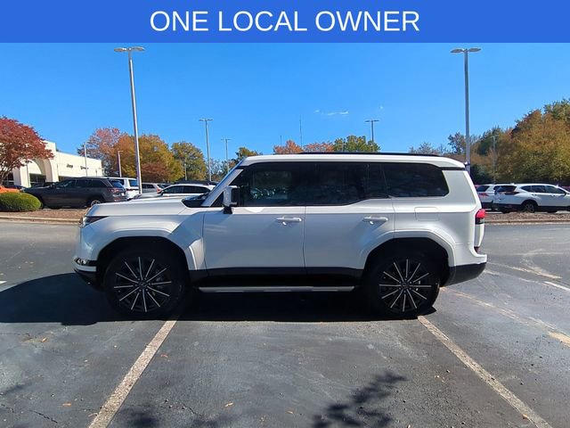 Used 2024 Lexus GX 550 image 2