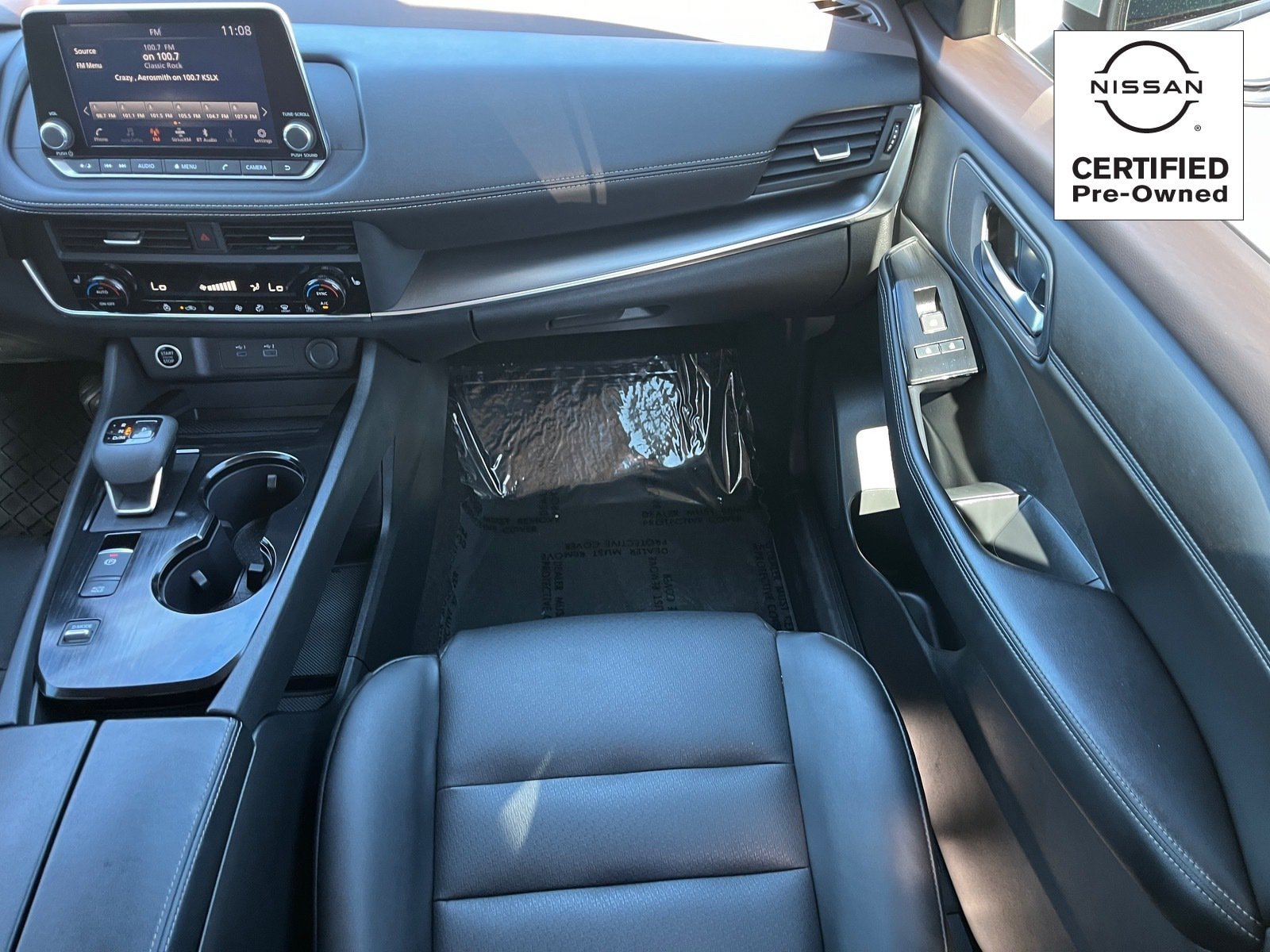 Certified 2023 Nissan Rogue SV w/ SV Premium B Package FWD image 15