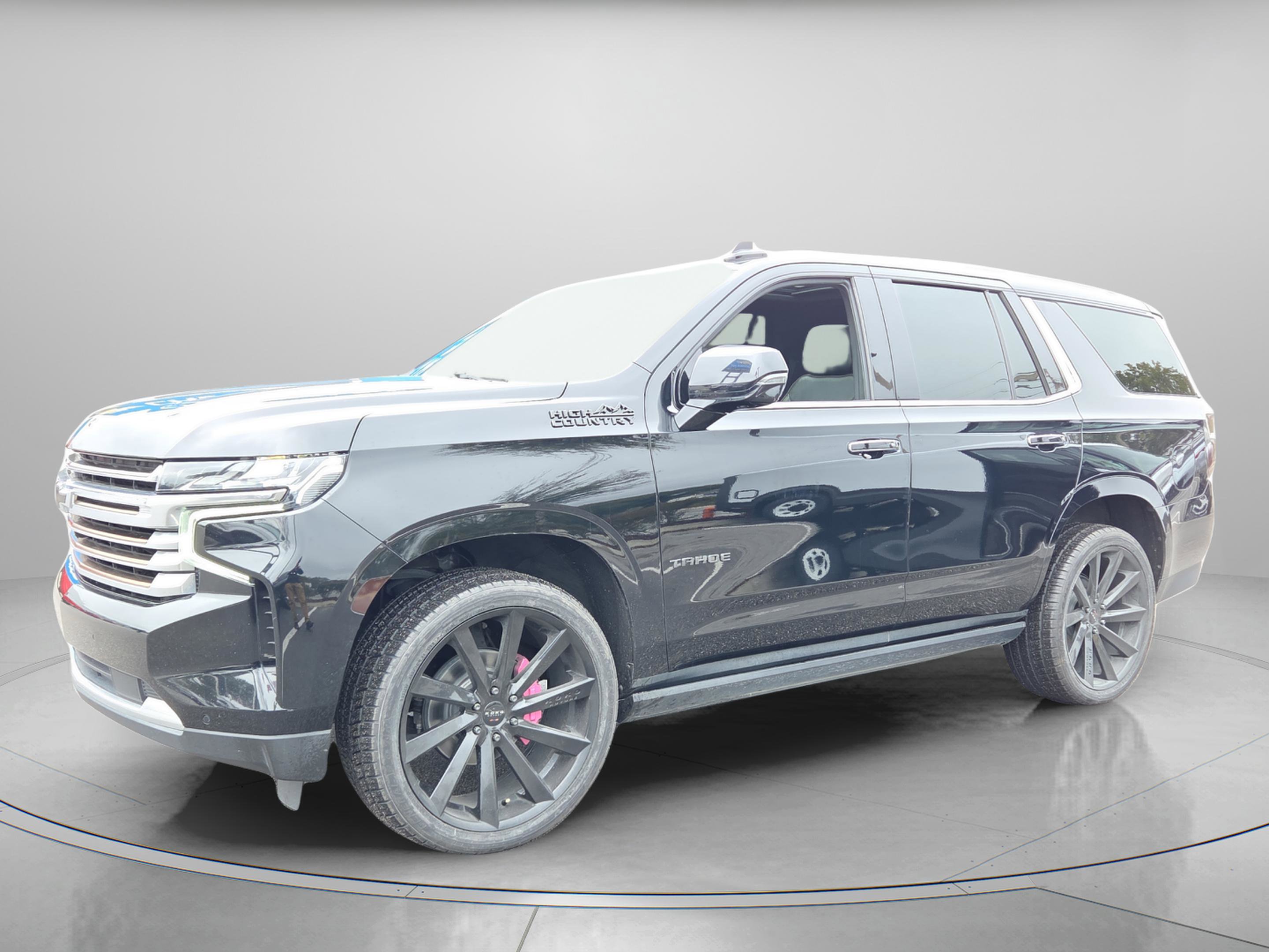 Used 2021 Chevrolet Tahoe High Country w/ Premium Package image 2