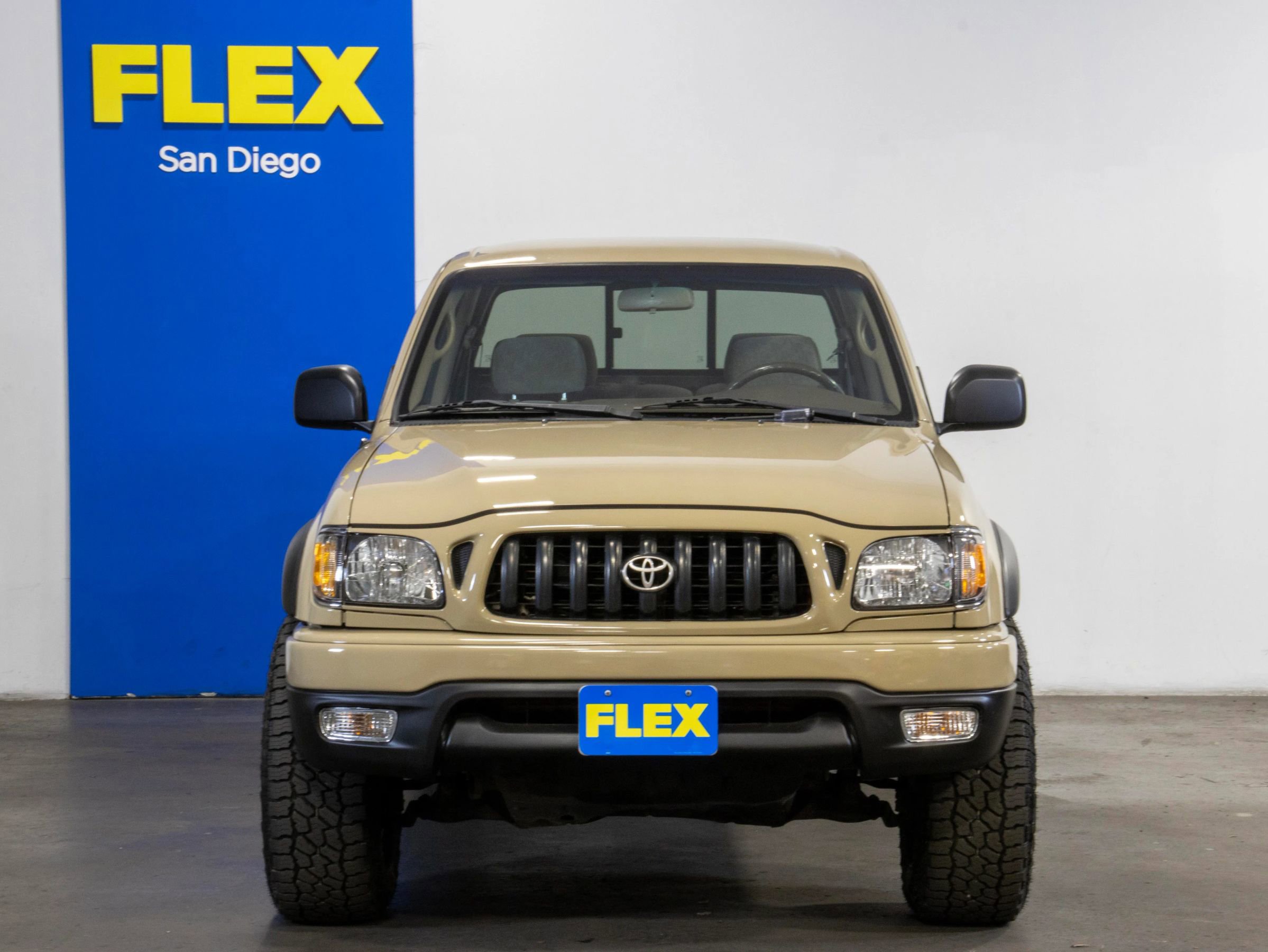 Used 2004 Toyota Tacoma PreRunner image 9