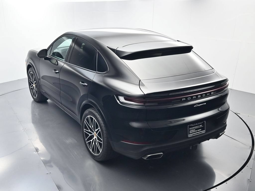 Certified 2024 Porsche Cayenne Coupe AWD/4WD image 36