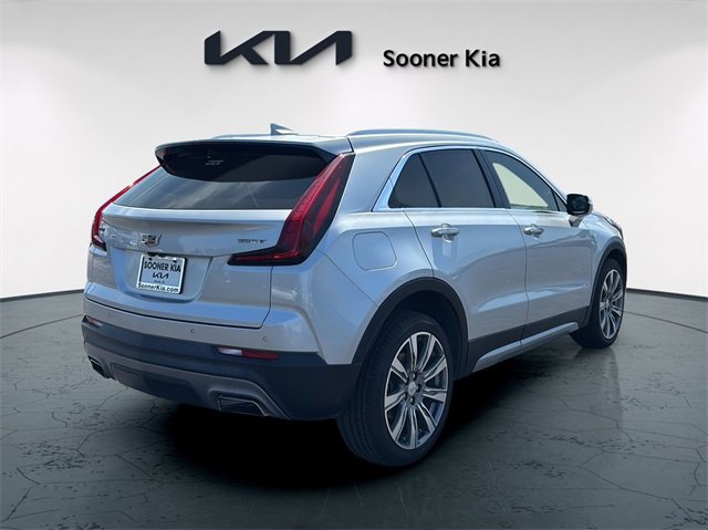 Used 2022 Cadillac XT4 Premium Luxury w/ Enhanced Visibility Package image 6