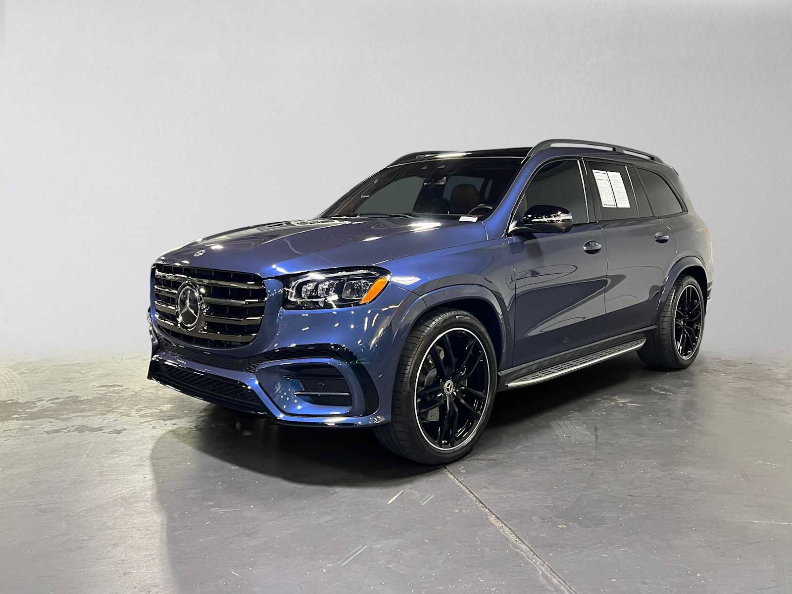 Certified 2024 Mercedes-Benz GLS 450 4MATIC image 7